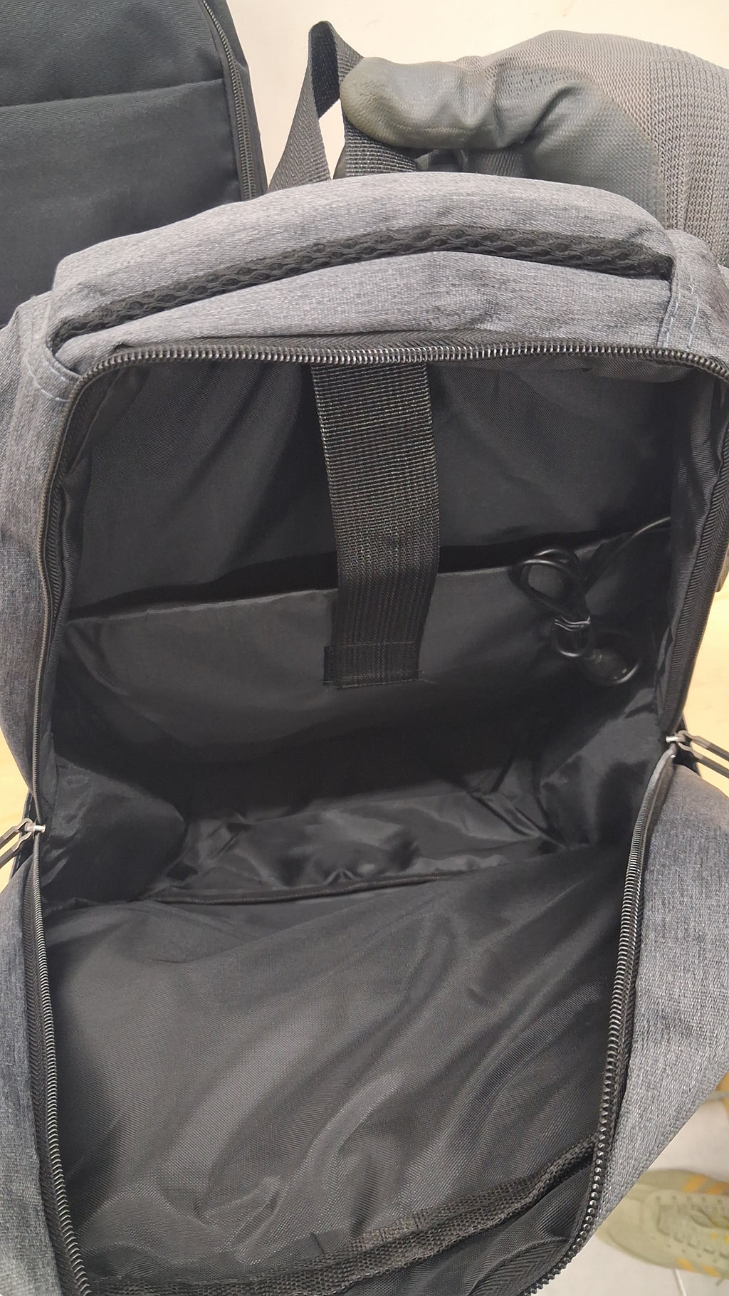 Conjunto de 2 Mochilas de Laptop