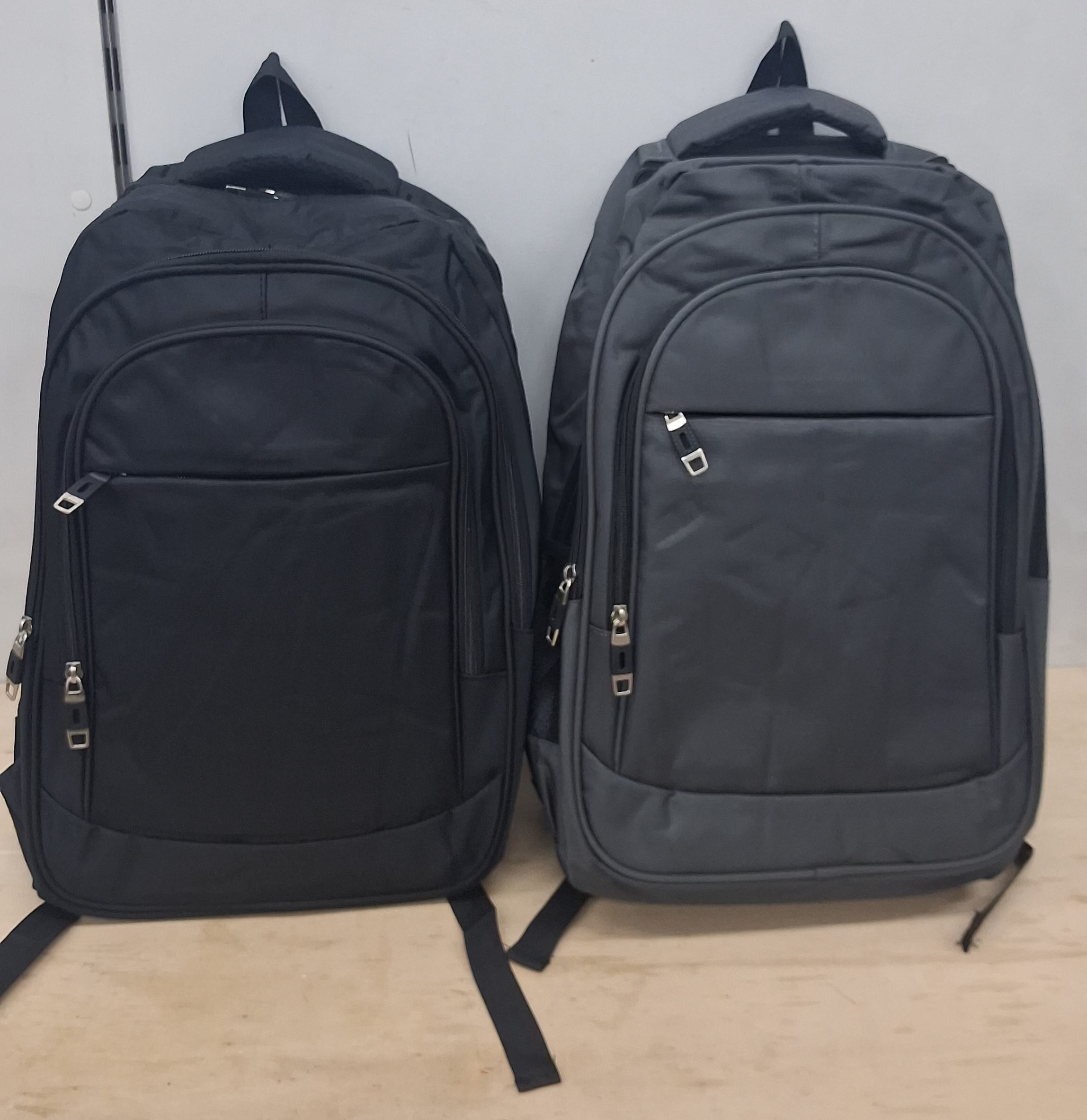Conjunto de 2 Mochilas Básica