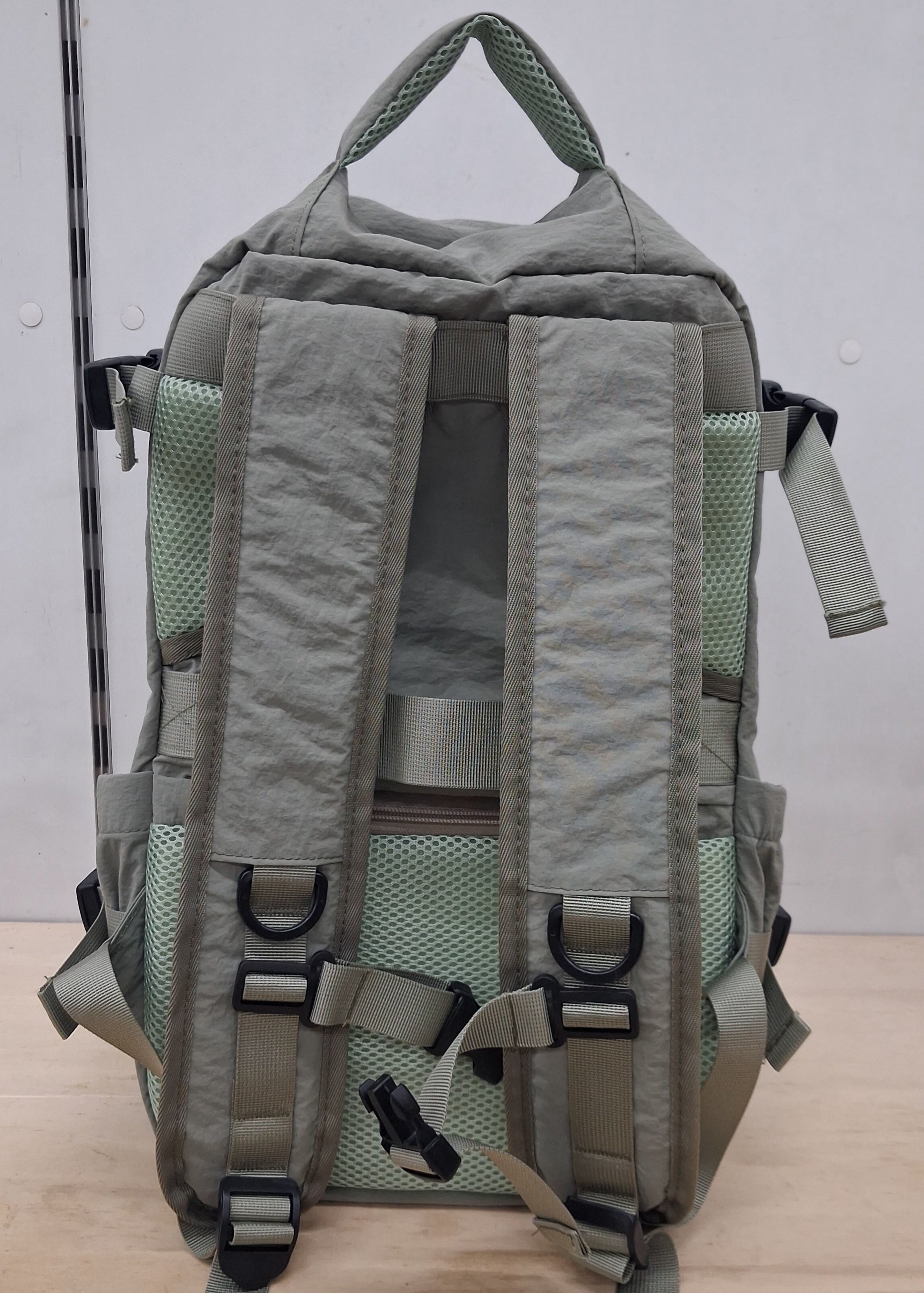Mochila de Viagem Curta