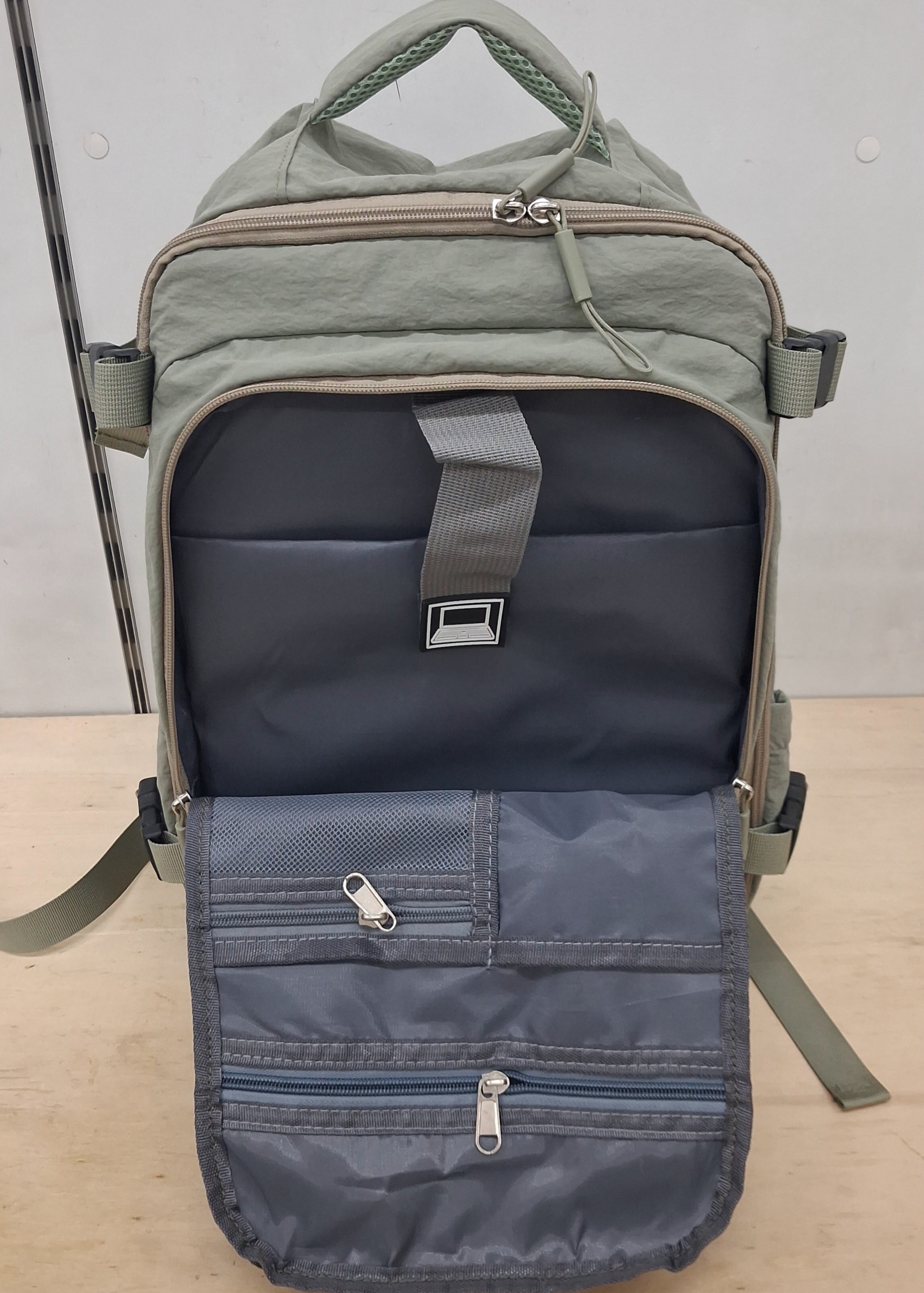 Mochila de Viagem Curta