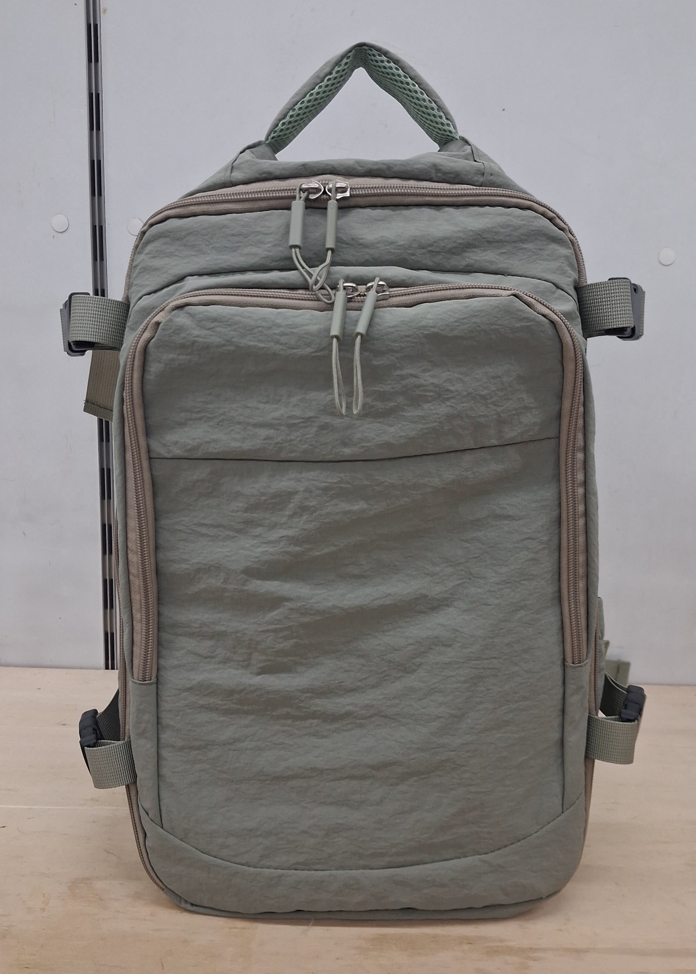 Mochila de Viagem Curta